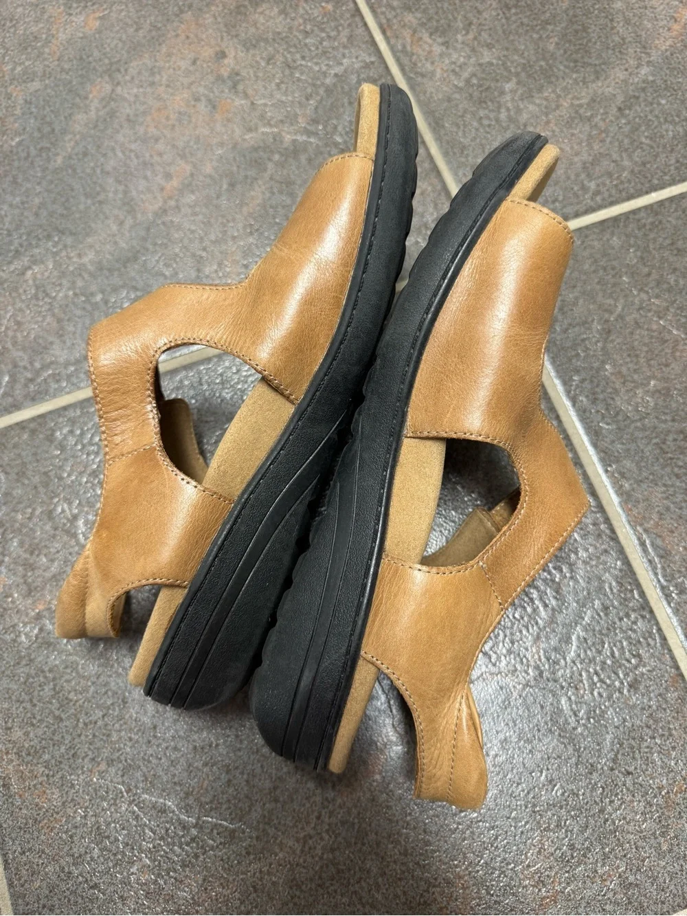 Taos Footwear flexible you